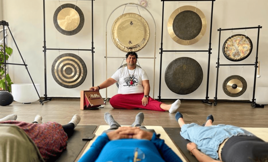 ESCUELA SONOTERAPIA GONGS