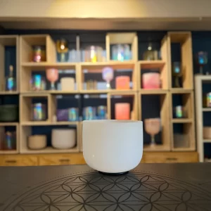 Cuenco de Cuarzo Blanco 8"