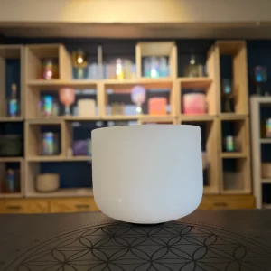 Cuenco de cuarzo blanco 11"