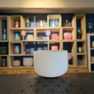 Cuenco de cuarzo blanco 10"