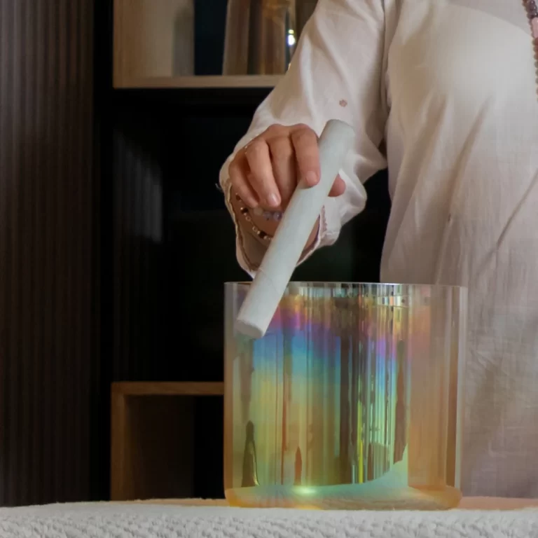 El Poder del Gong y la Sonoterapia: Un Camino de Bienestar a Través del Sonido​